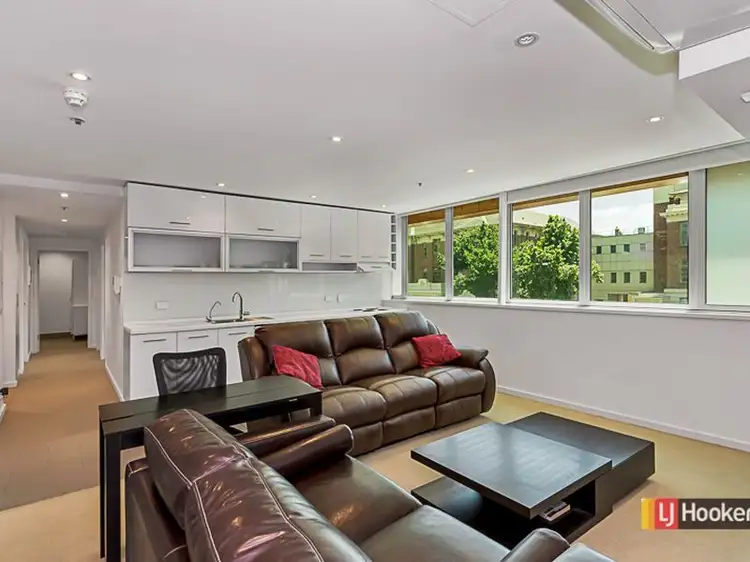 111/9 Paxtons Walk