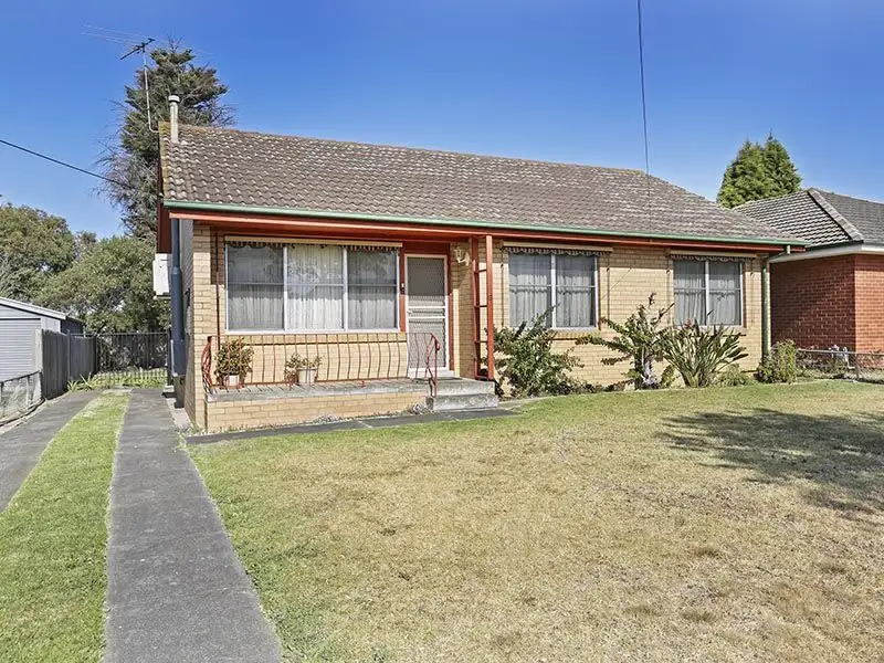 Main view of Homely house listing, 8 Oregon Avenue, Corio VIC 3214