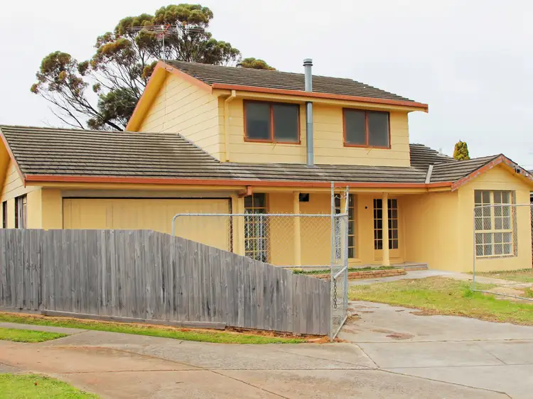 Second view of Homely house listing, 6 Wesley Court, Corio VIC 3214