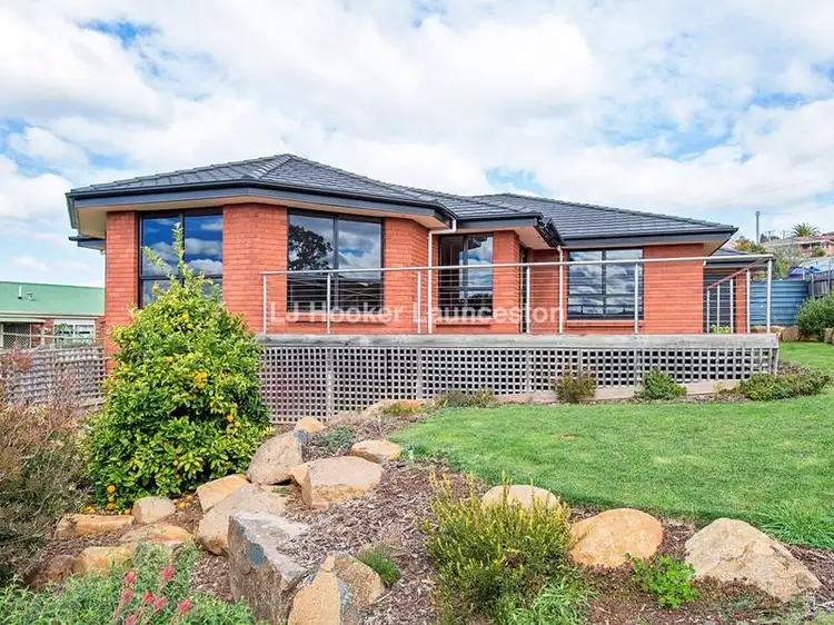16 Cooper Crescent, Riverside TAS 7250