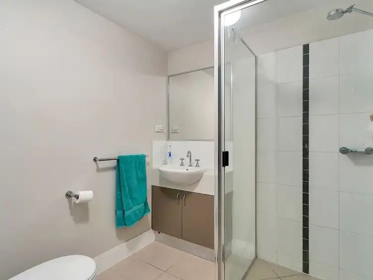 Seventh view of Homely unit listing, 8/331-335 Lake Street, Cairns North QLD 4870