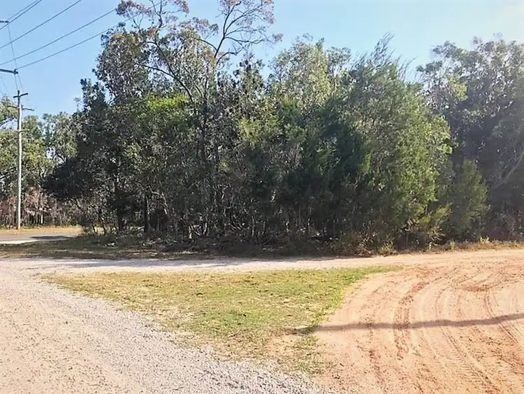 2 Summerland Dve, Russell Island QLD 4184