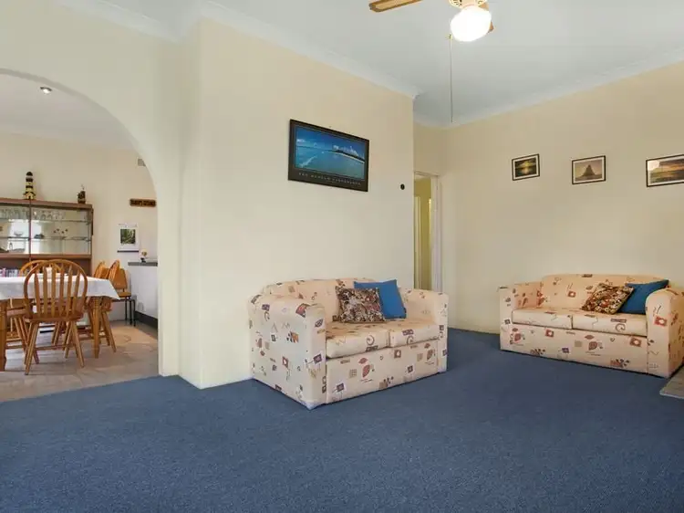 Fifth view of Homely unit listing, 1/6 Wyuna Avenue, The Entrance North NSW 2261
