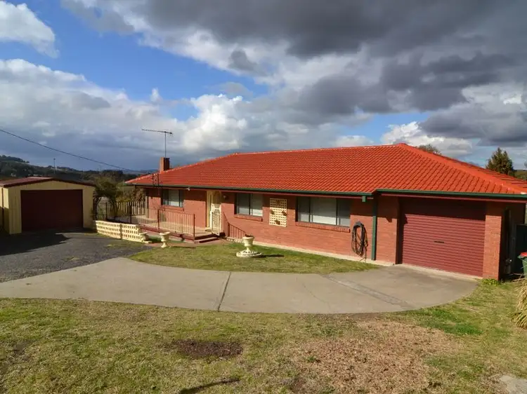12 Burnett Street, Wallerawang NSW 2845