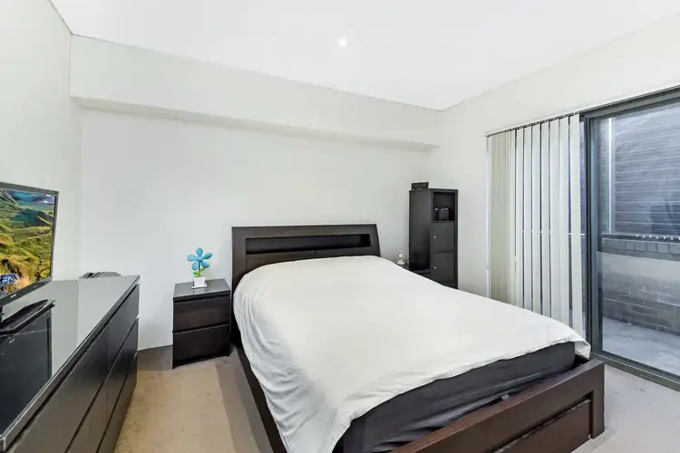 Fifth view of Homely apartment listing, 2/951-953 Botany Road, Rosebery NSW 2018