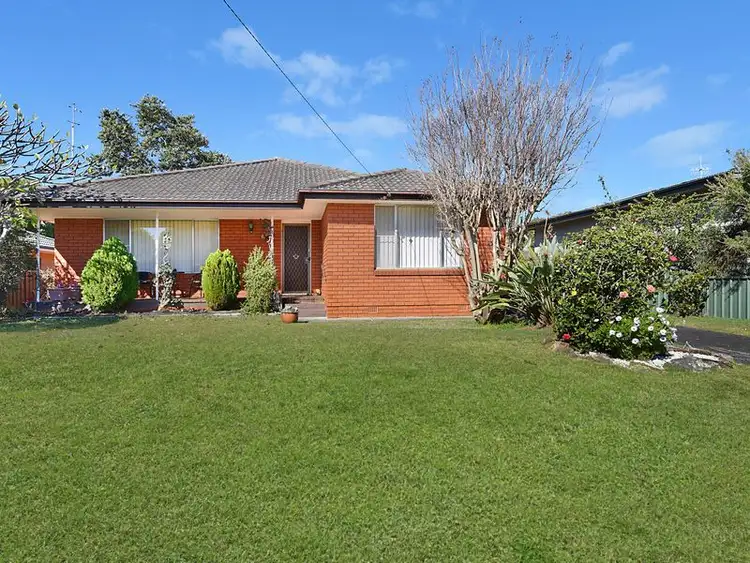 25 Crossingham Street, Canton Beach NSW 2263