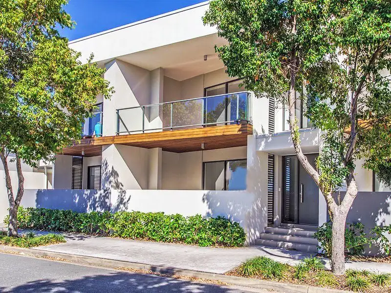 Main view of Homely villa listing, 7/9 Moores Crescent, Varsity Lakes QLD 4227