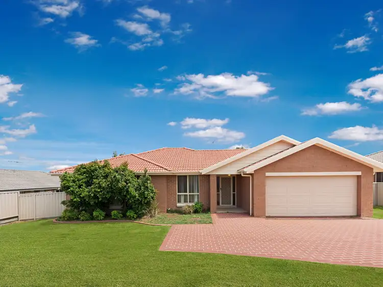 255 Denton Park Drive, Aberglasslyn NSW 2320