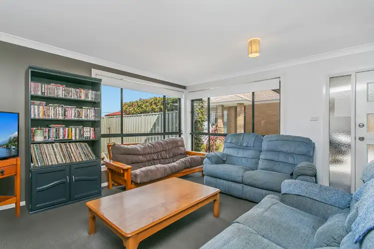Fourth view of Homely villa listing, 9/8 Merrivale Road, Mount Hutton NSW 2290