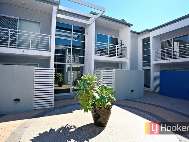 Second view of Homely unit listing, 204/18 Richmond Road, Morningside QLD 4170