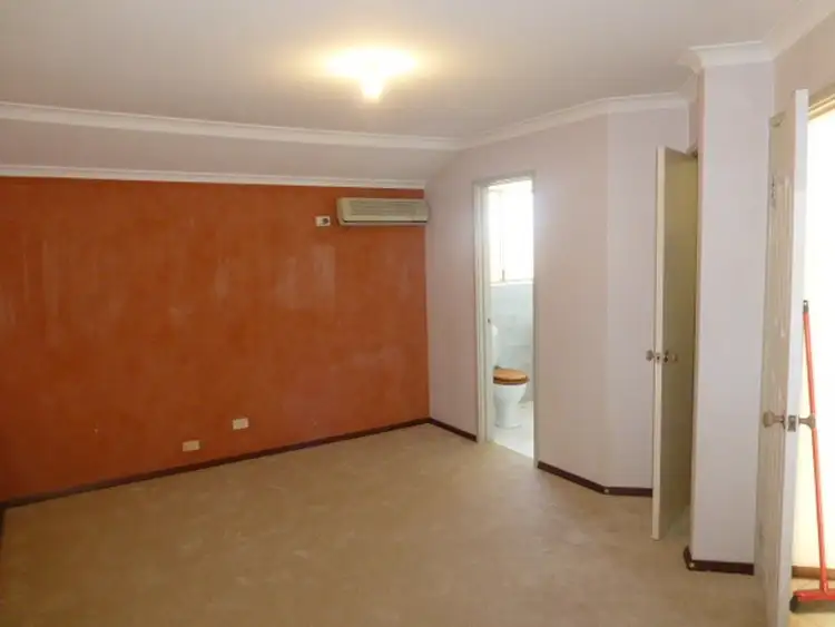 Fifth view of Homely house listing, 2 Madeline Close, Huntingdale WA 6110