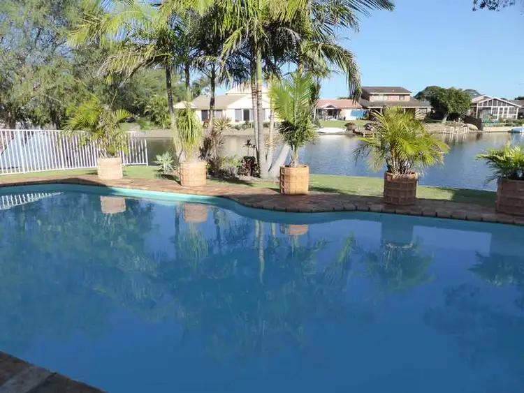1 Victor Avenue, Forster NSW 2428