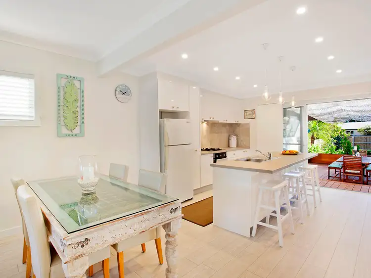 70 Surfview Road, Mona Vale NSW 2103