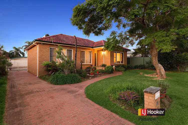 28 Henry Kendall Avenue, Padstow Heights NSW 2211