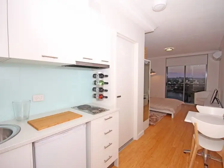 Sixth view of Homely unit listing, 1017/9 Castlebar Street, Kangaroo Point QLD 4169