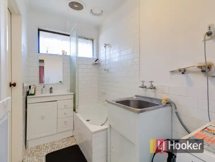Fifth view of Homely unit listing, 4/16 Brady Road, Dandenong North VIC 3175