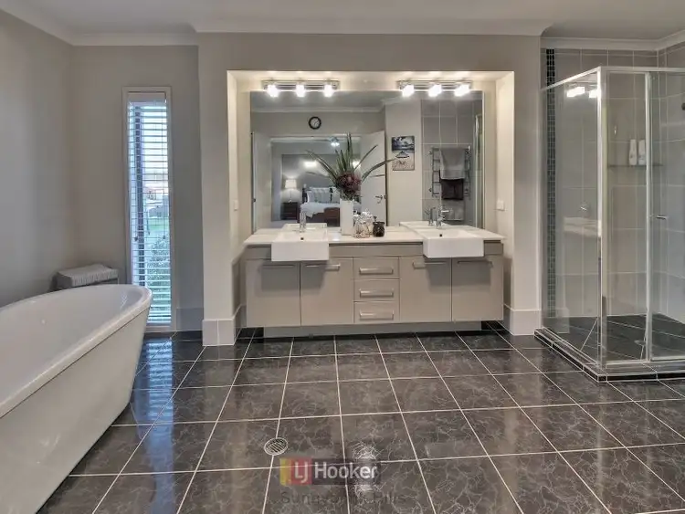Third view of Homely house listing, 5 Collett Street, Eight Mile Plains QLD 4113