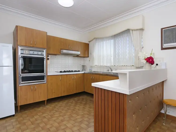 Sixth view of Homely house listing, 7 Stonehouse Crescent, Bentley WA 6102