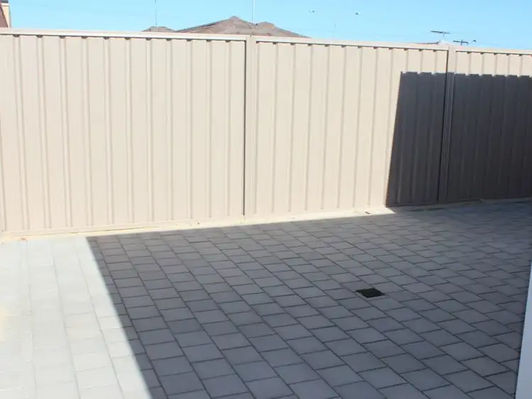 Seventh view of Homely unit listing, 4/2 Positano Crescent, Yangebup WA 6164