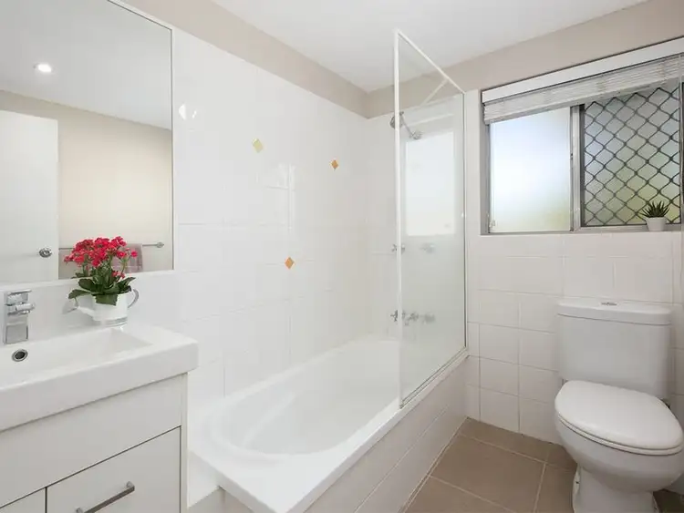 Sixth view of Homely apartment listing, 4/5 Curwen Terrace, Chermside QLD 4032