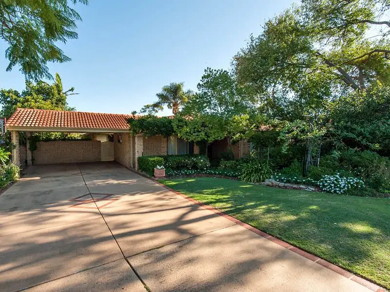 Main view of Homely house listing, 8 Nigel Court, Leeming WA 6149
