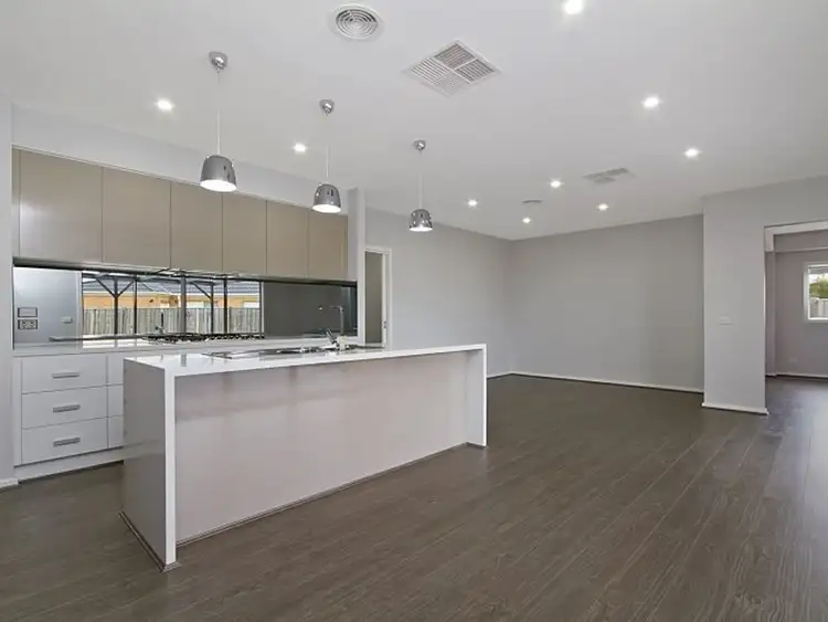 Fifth view of Homely house listing, 9 Blossom Way, Beveridge VIC 3753