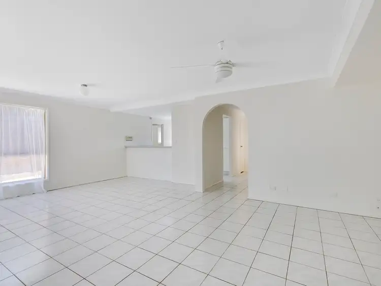 Fourth view of Homely semi-detached listing, 2/559 Pine Ridge Road, Biggera Waters QLD 4216