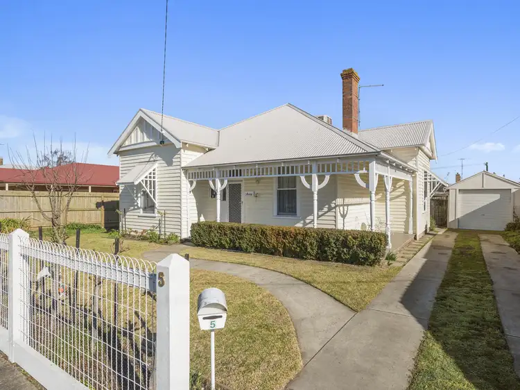 5 McLaughlin Street, Colac VIC 3250