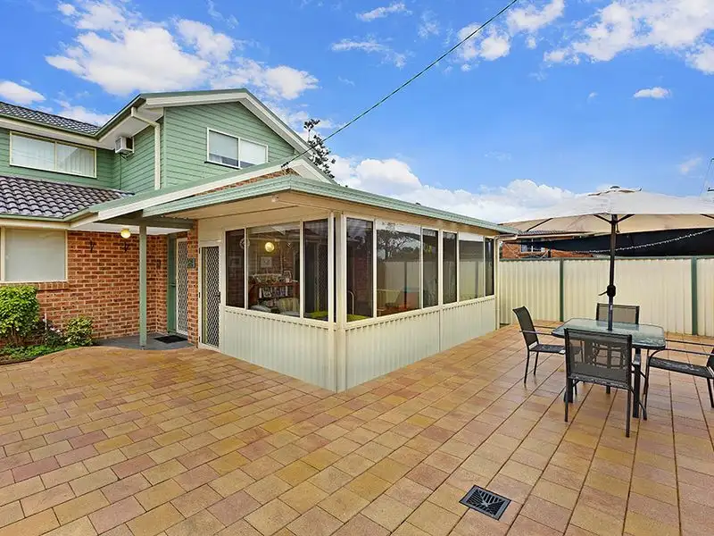 Main view of Homely semi-detached listing, 1/184 Wyong Road, Killarney Vale NSW 2261