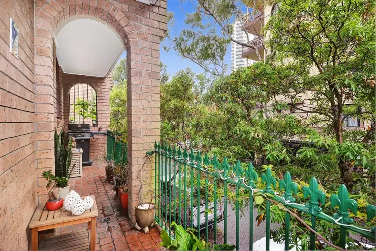Third view of Homely apartment listing, 3/1-5 Rosebank Street, Darlinghurst NSW 2010