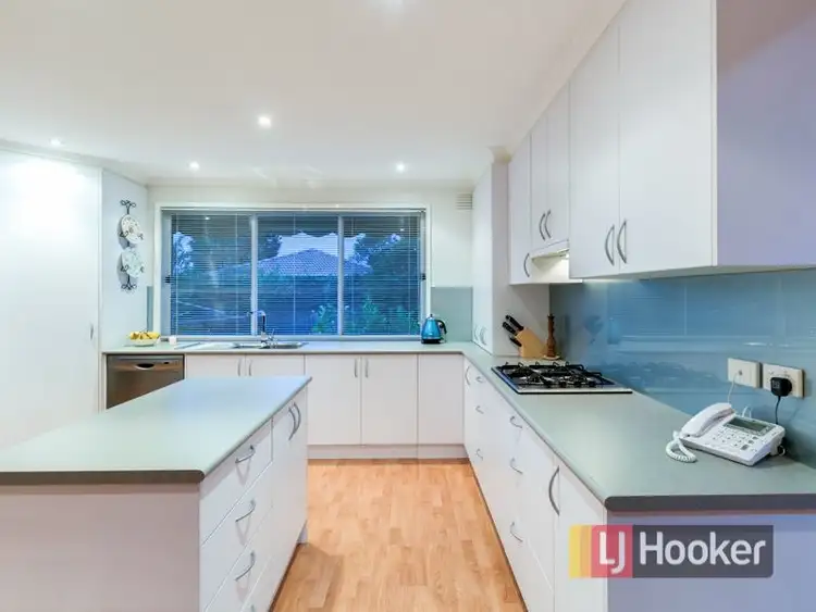 Fifth view of Homely house listing, 3 Terrell Close, Endeavour Hills VIC 3802