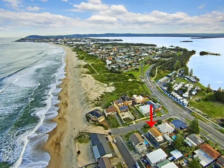 Main view of Homely unit listing, 1/6 Wyuna Avenue, The Entrance North NSW 2261