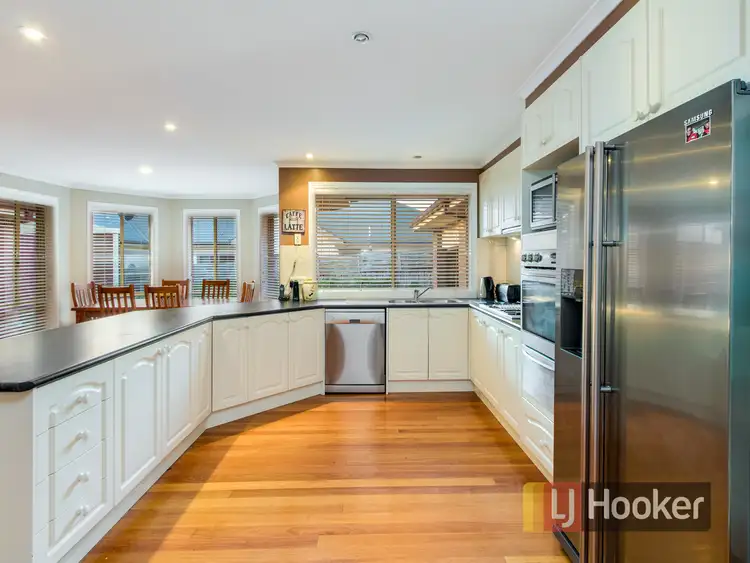 Fifth view of Homely house listing, 21 Grove Gardens, Berwick VIC 3806
