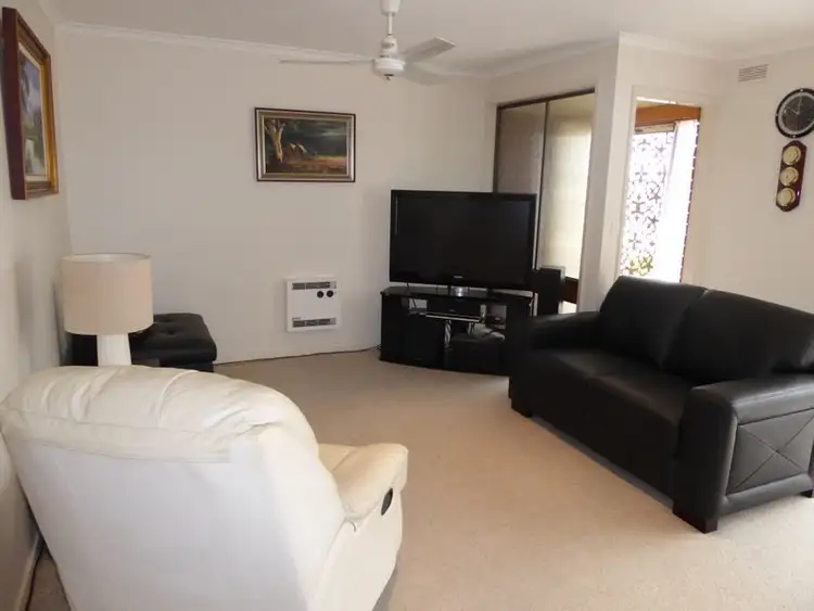 Sixth view of Homely unit listing, 2/10 Devitt Street, Lakes Entrance VIC 3909