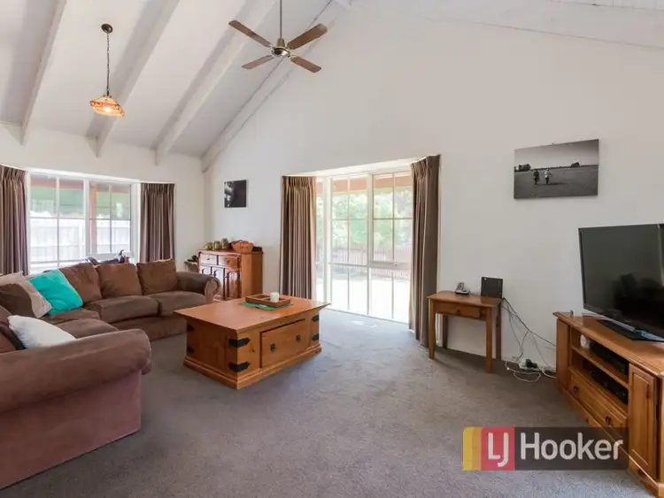 Sixth view of Homely house listing, 86 Huon Park Road, Cranbourne North VIC 3977