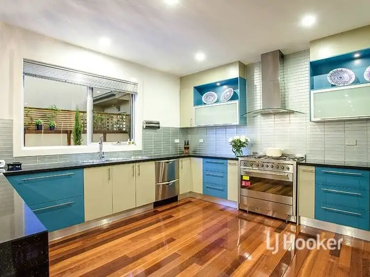 Third view of Homely house listing, 10 Freshwater Point, Sanctuary Lakes VIC 3030