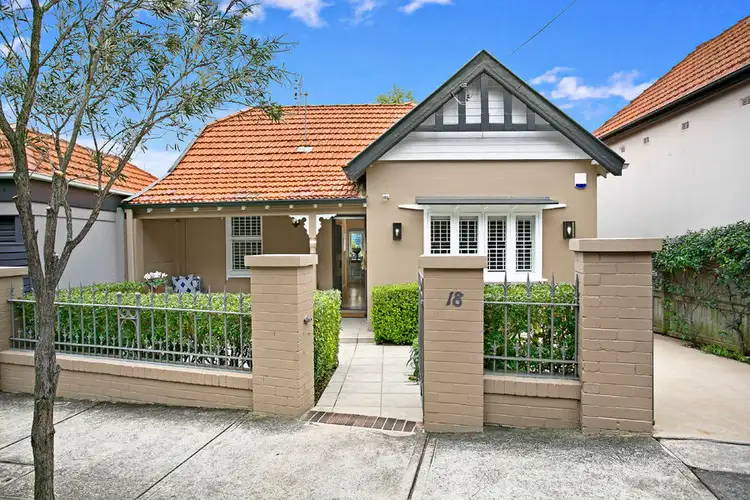 18 Raymond Road, Neutral Bay NSW 2089