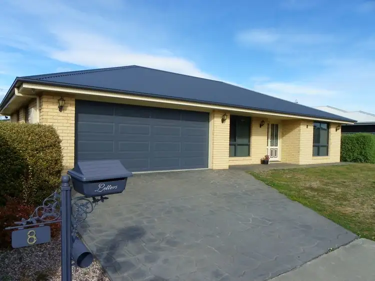 8 Katelyn Drive, Wynyard TAS 7325
