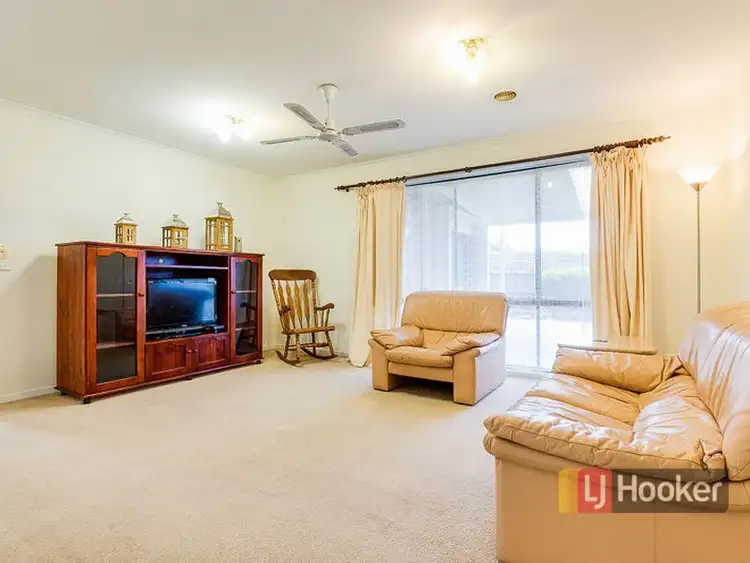 Sixth view of Homely house listing, 11 Alsace Avenue, Hoppers Crossing VIC 3029