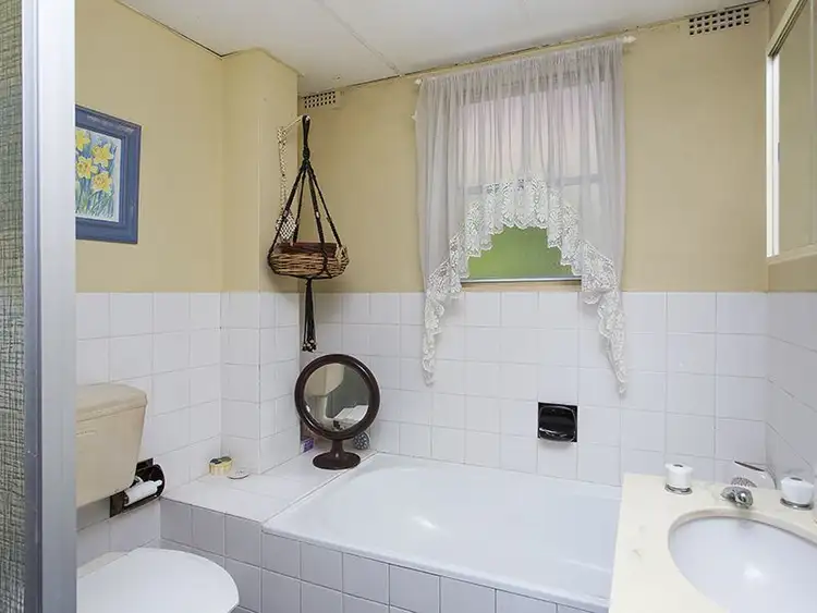 Fifth view of Homely unit listing, 2/11-15 Kiora Road, Miranda NSW 2228