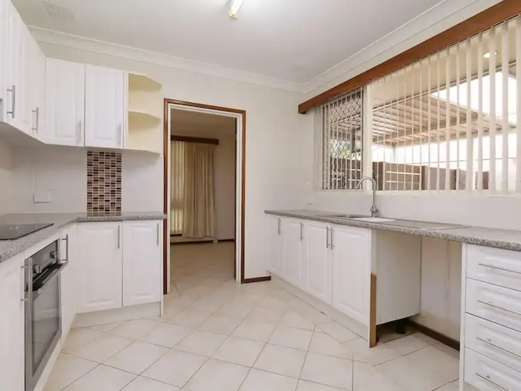Sixth view of Homely house listing, 13 Princeton Court, Thornlie WA 6108