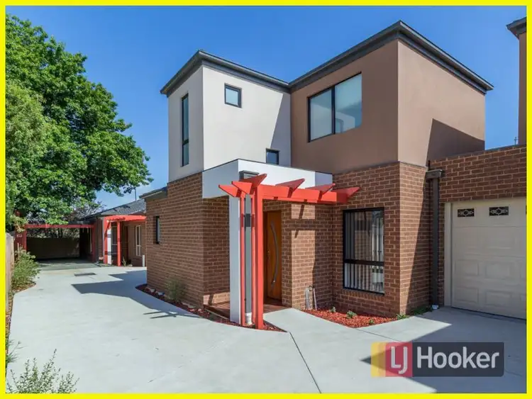 Main view of Homely townhouse listing, 2/9 King George Parade, Dandenong VIC 3175