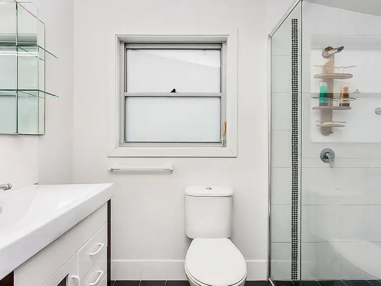 Seventh view of Homely house listing, 1/13 Kallaroo Circuit, Ocean Shores NSW 2483