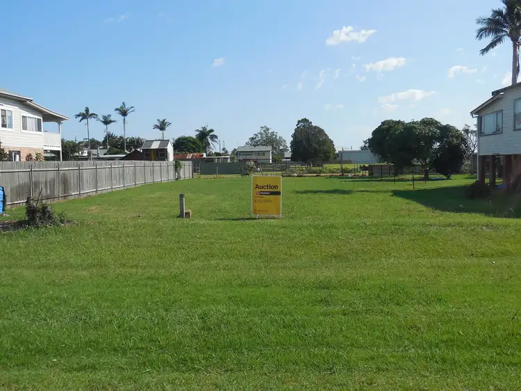14 Darkwater St, Gladstone NSW 2440