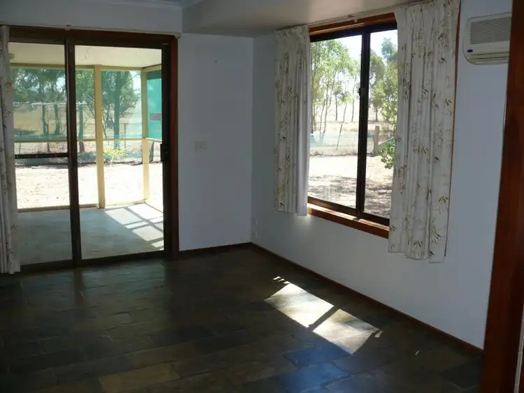 Fifth view of Homely house listing, 10 Woodland Court, Paynesville VIC 3880