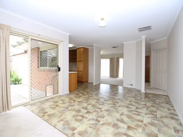 Fifth view of Homely townhouse listing, 2A Exton Crescent, Benalla VIC 3672