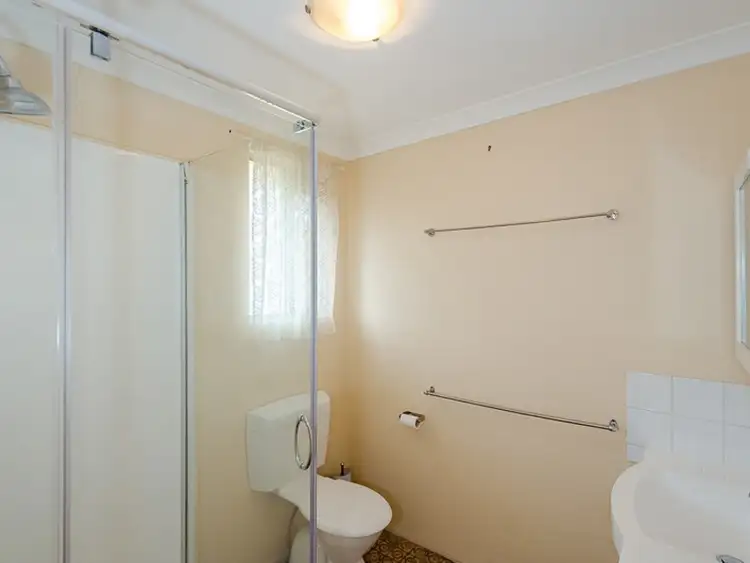 Fifth view of Homely block of units listing, Unit 1-4/95 Off Lane, South Gladstone QLD 4680
