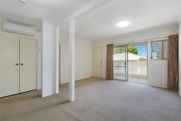 Main view of Homely unit listing, 3/104 Carmody Road, St Lucia QLD 4067