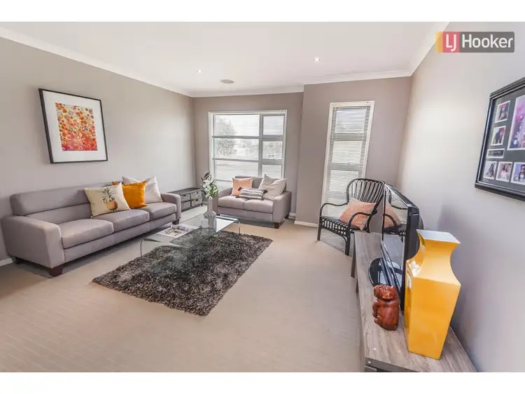 Second view of Homely house listing, 16 Gallantry Avenue, Craigieburn VIC 3064