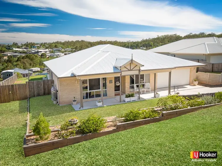 33 Dana Street, Cashmere QLD 4500
